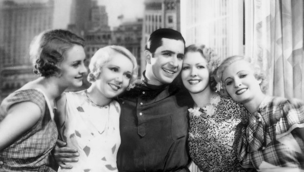 Carlos Gardel y las "Rubias de New York.