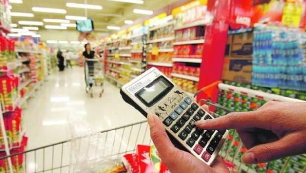 La línea de la pobreza escaló hasta los $68.359 en agosto