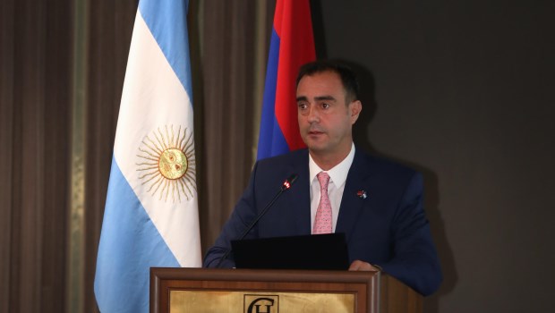 El embajador Mariano Vergara.­