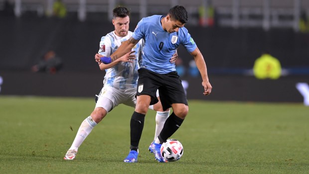 El uruguayo Luis Suárez lamentó la derrota contra Argentina por 3-0 en Buenos Aires.