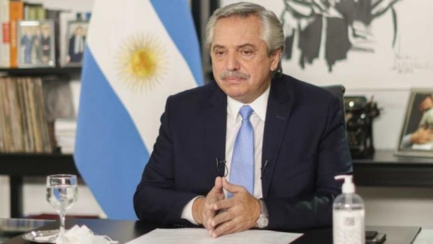 El Presidente repudió el ataque a Clarín y advirtió que "la violencia siempre altera la convivencia democrática"
