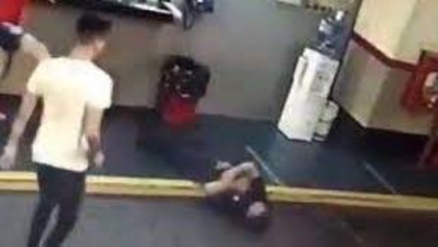 Fiscal pide la detención del adolescente que golpeó al playero del garaje y lo dejó en grave estado