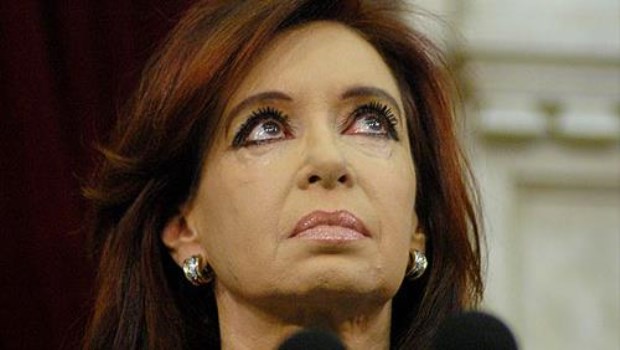 Cristina afirmó que el acuerdo con el FMI depende Alberto Fernández