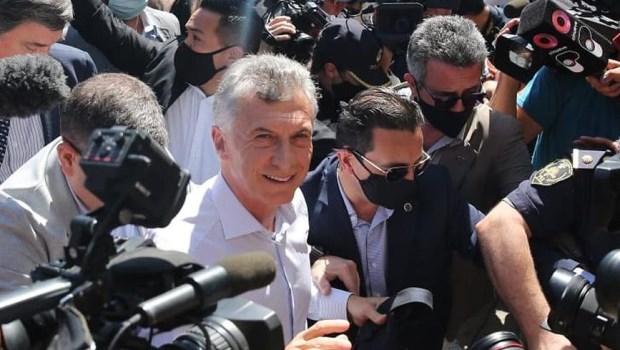 El juez de Dolores procesó a Macri en la causa por espionaje ilegal a familiares del ARA San Juan