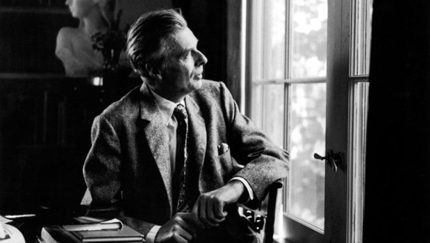 Con su novela más famosa Aldous Huxley se propuso satirizar las ideas utópicas de moda en la década de 1930.