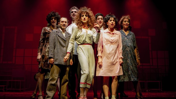 "Jamás se nos cruzó por la cabeza que la obra llegaría a anclar de esta forma en una realidad pandémica'', dice el autor y director.