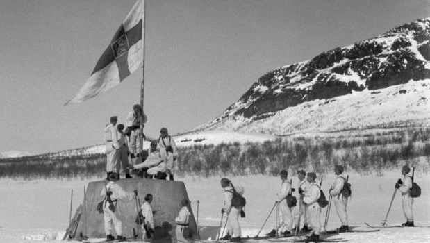 Rusia invade Finlandia