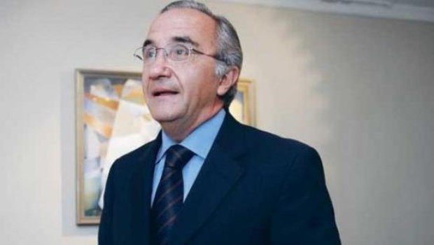 "Si la decisión es juzgar debe sanarse el pasado juzgando a todos", expresó a La Prensa el abogado Javier Vigo Leguizamón.