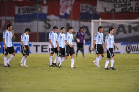 Argentina cayó en Asunción y arriesga la clasificación al mundial