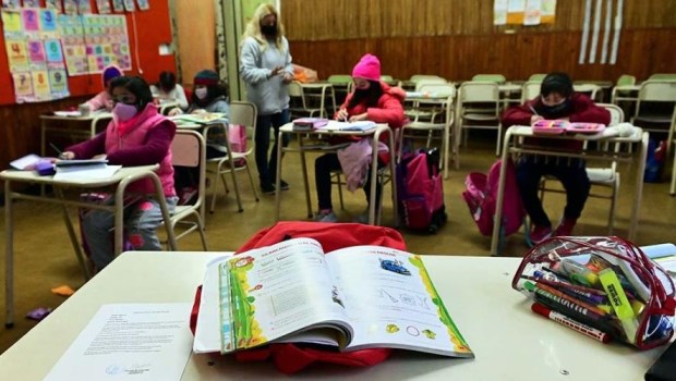 Enseñar a pensar, base de la verdadera educación