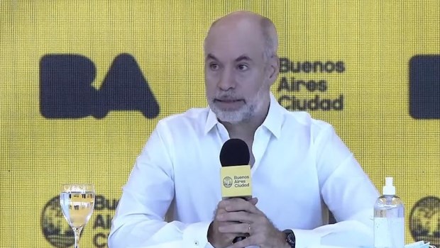 La iniciativa de `Listas abiertas' contempla que los aspirantes deberán tener `ficha limpia'.