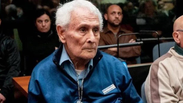 Murió el represor Miguel Etchecolatz a los 93 años