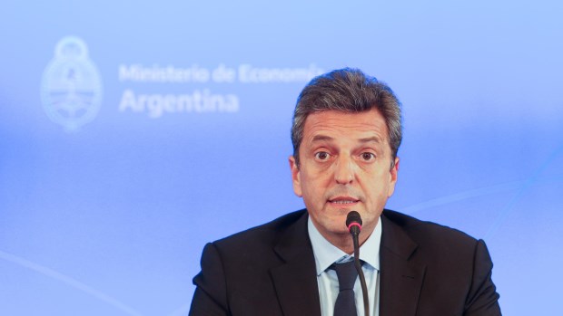 Massa pone a prueba un nuevo liderazgo