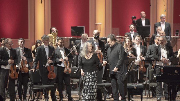 El evento musical se prolongará por varios días. Expareja, la pianista y el director se dieron el lujo de presentar a uno de sus nietos. GENTILEZA ARNALDO COLOMBAROLI
