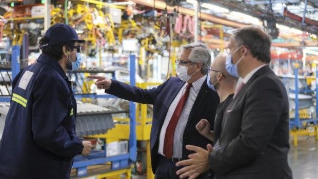 El Gobierno anunció el programa Puente al Empleo, convertir planes en empleo formal.