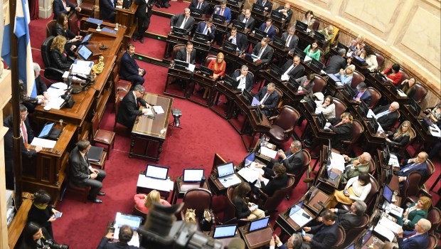 El bloque de Juntos por el Cambio rechazó el proyecto oficialista por estar totalmente alejado de la realidad que vive el país.