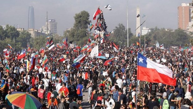 El instinto en supervivencia nacional derrotó en Chile a las ambiciones de minorías `iluminadas'.