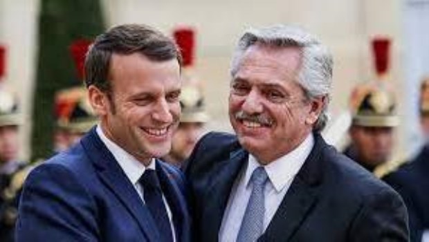 Invitado por Macron, el Presidente irá al Foro de París por la Paz