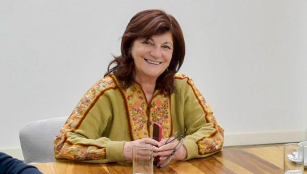 Raquel "Kelly" Olmos.