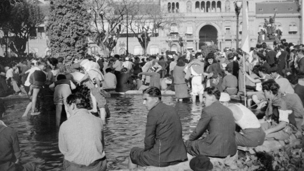 Una imagen del 17 de octubre de 1945 que hizo historia.