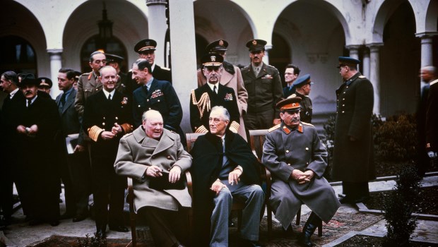 Venciendo a los vencedores: los males de Churchill, Roosevelt y Stalin