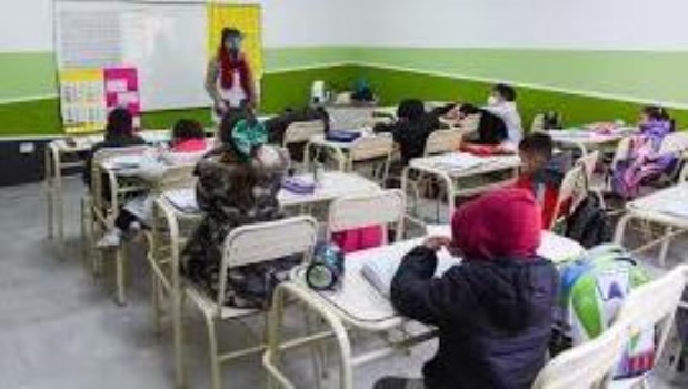 En la Argentina la inversión educativa por estudiante es baja