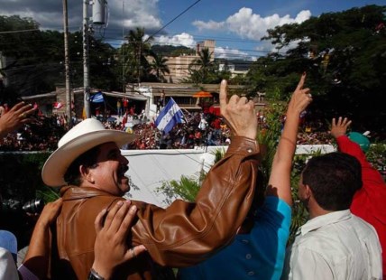 Zelaya regresó a Honduras y convocó al diálogo 