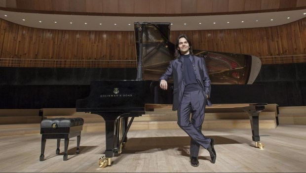 "Tengo la sensación de estar en un mundo que está transformándose de manera continua'', aseguró Lavandera, en exclusivo para La Prensa.