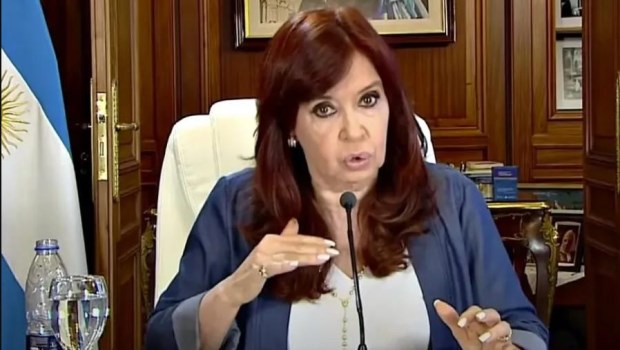 Tras el veredicto, la vicepresidenta hizo un fuerte descargo y afirmó que en 2023 no será candidata