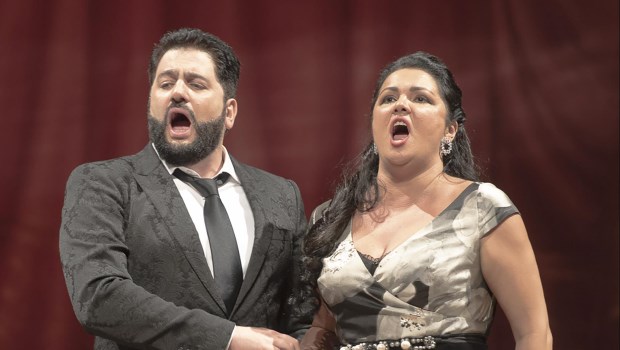 Anna Netrebko, magistral