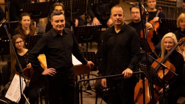 Fabio Banegas (izq.) y Francisco Varela, en ocasión de realizarse el registro de la obra de Franck, en noviembre de 2021.