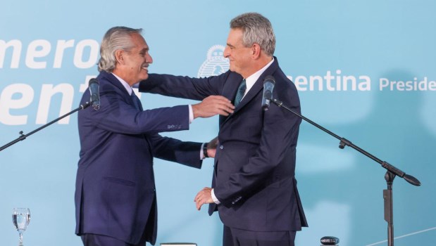 La política: ¡qué teatro!