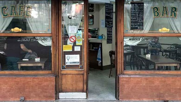 Cuando un bar se va
