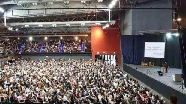Luego de 3 años, los testigos de Jehová retoman sus tradicionales convenciones