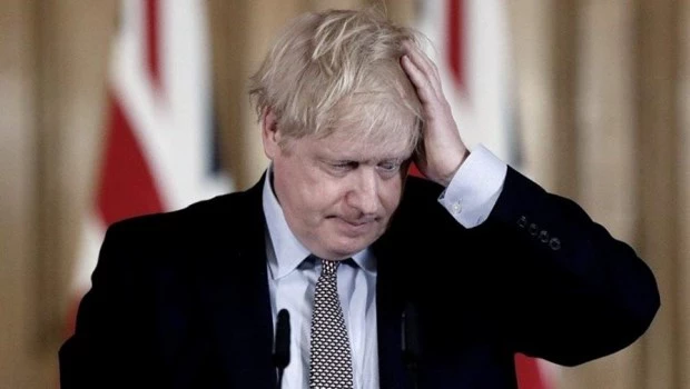 Johnson dice que no engañó intencionalmente al Parlamento británico por las fiestas durante el confinamiento