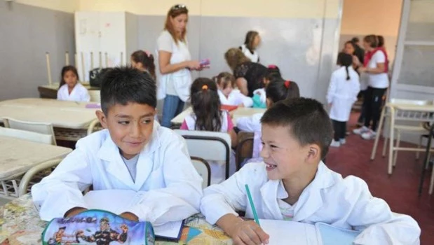 Un sistema educativo perverso que aleja a los más necesitados
