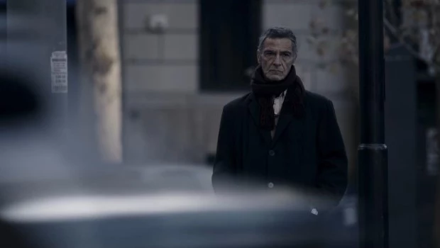 Arturo (Garzón) es un hombre que enfrenta una enfermedad terminal mientras busca darle nuevo sentido a su vida.