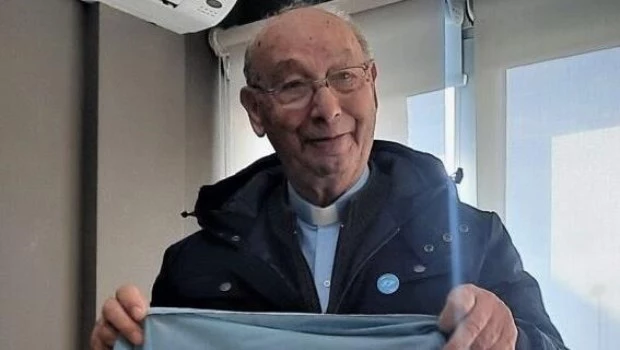 Gandalf en Malvinas: el Padre Vicente Martínez Torrens VGM (Parte de Guerra X)