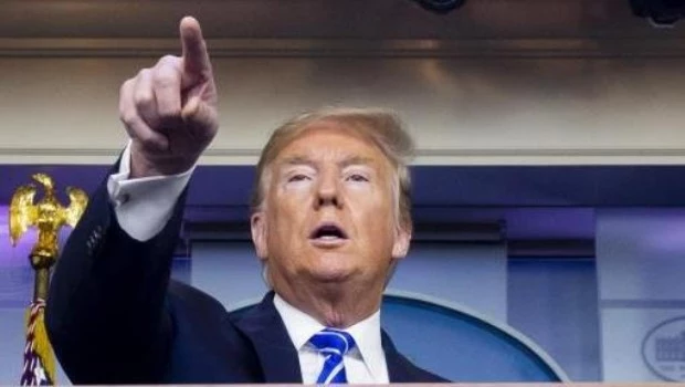 Trump fue acusado formalmente por sobornar a una actriz pornográfica para que no revelara la relación entre ambos