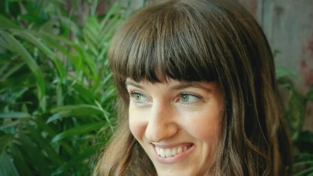 Engaños con rostro femenino