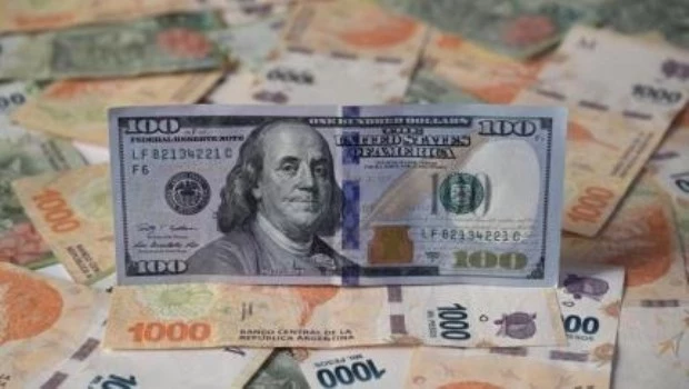 Dolarizar implicaría una megadevaluación