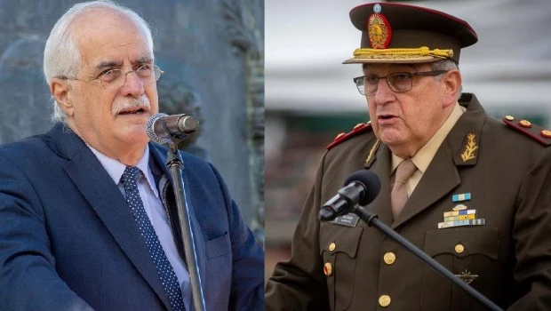 El general condecorado y el ministro montonero 