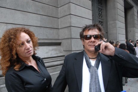 El mundo artístico conmovido la compara con Gardel