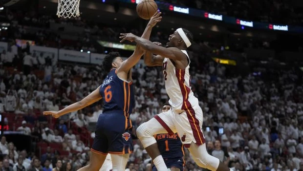 Butler sigue brillando y el Heat toma ventaja ante los Knicks