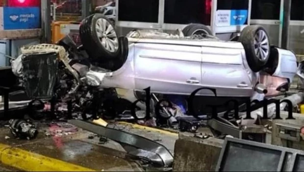 Dos muertos en choques en la autopista Panamericana