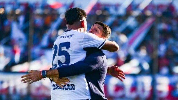 Gimnasia sumó un importante triunfo ante Arsenal en Sarandí