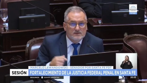 Tras cerrar un acuerdo con Perotti, Lewandowski será candidato a gobernador de Santa Fe