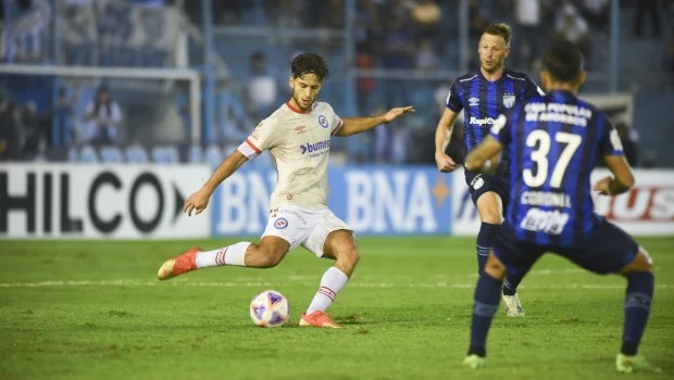 Clara victoria de Argentinos en Tucumán