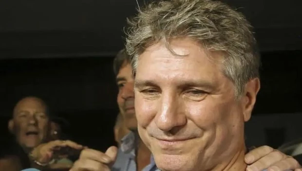 Trasladan a Amado Boudou en un vuelo sanitario