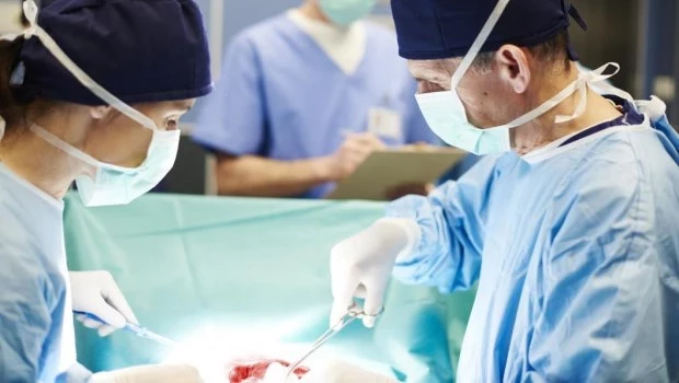 Destacan tres avances en trasplantes de órganos 